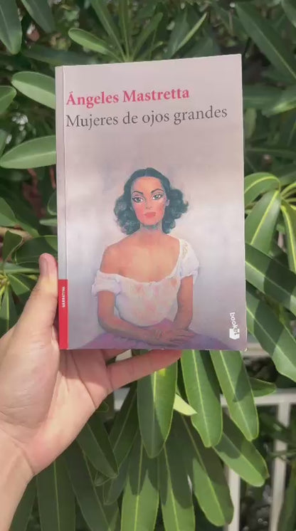 Mujeres De Ojos Grandes