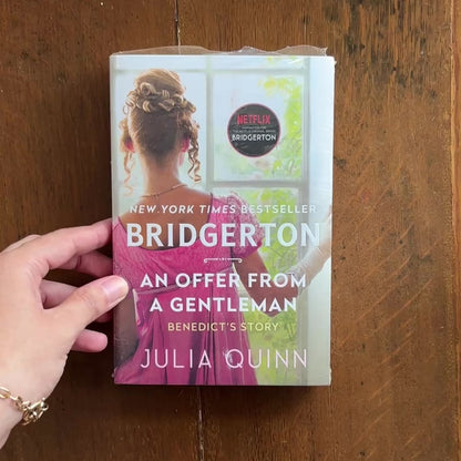 Bridgerton #3: An Offer From A Gentleman (Benedict's Story)
