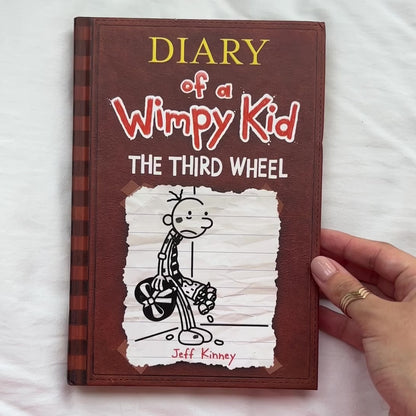 Diary of a Wimpy Kid #07: The Third Wheel